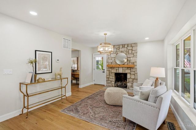 3834 Petoskey Avenue, Mariemont, OH 45227