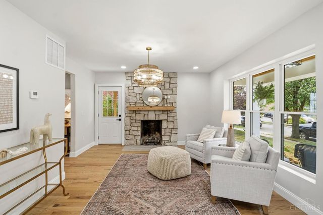 3834 Petoskey Avenue, Mariemont, OH 45227
