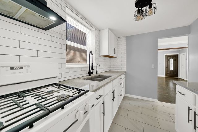 11014 S Washtenaw Avenue, Chicago, IL 60655