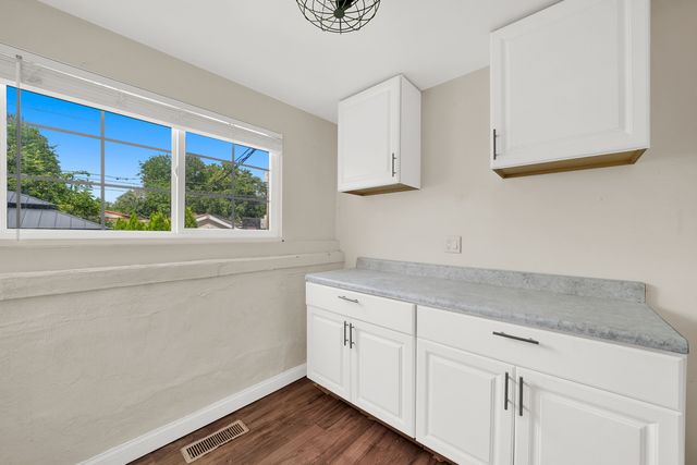 11014 S Washtenaw Avenue, Chicago, IL 60655