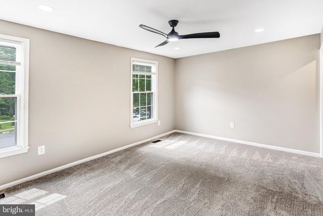 3234 FOOTHILL ST, Woodbridge, VA 22192