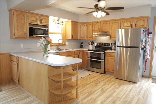 1229 SW Franklin Court, Ankeny, IA 50023