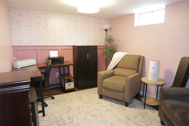 1229 SW Franklin Court, Ankeny, IA 50023