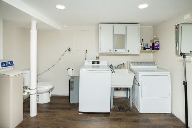 1229 SW Franklin Court, Ankeny, IA 50023