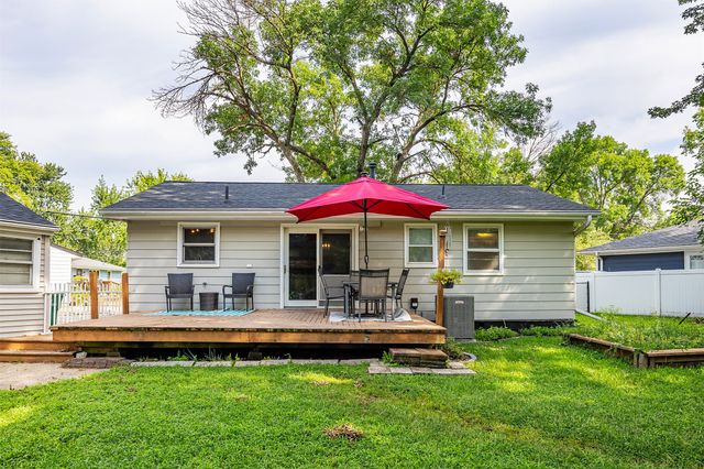 1229 SW Franklin Court, Ankeny, IA 50023