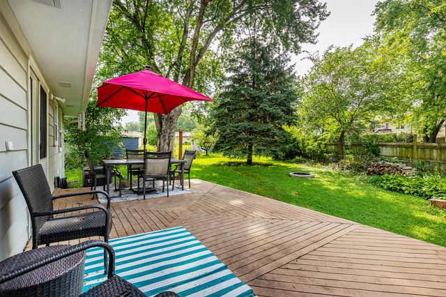 1229 SW Franklin Court, Ankeny, IA 50023