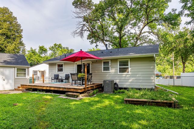 1229 SW Franklin Court, Ankeny, IA 50023