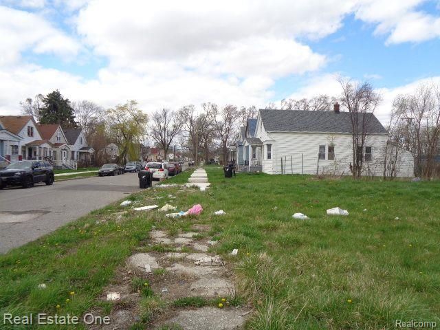 11670 Saint Louis Street, Hamtramck, MI 48212