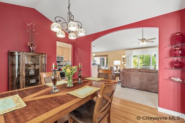811 WEST DALE BLVD, Cheyenne, WY 82009