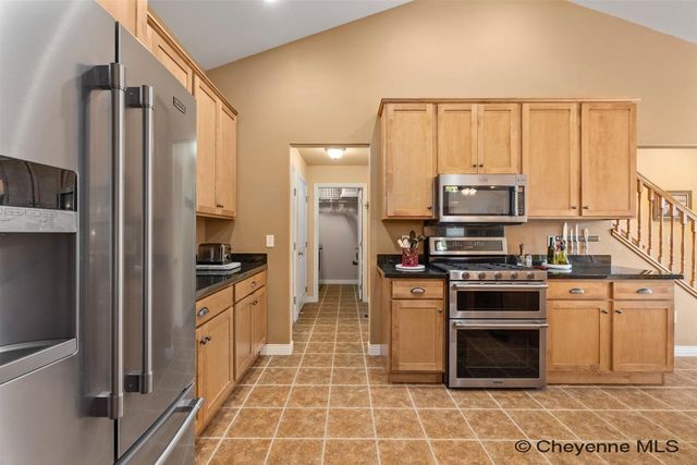 811 WEST DALE BLVD, Cheyenne, WY 82009