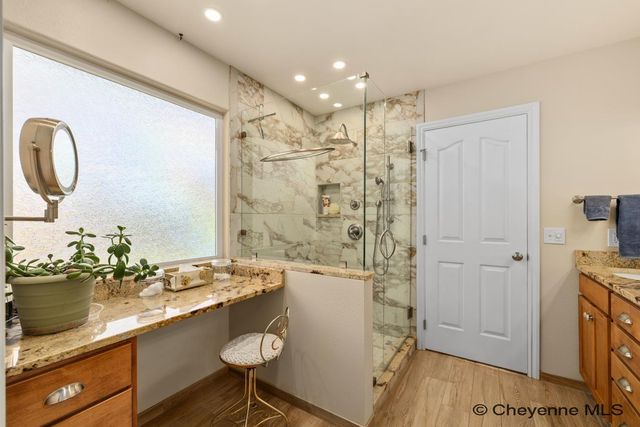 811 WEST DALE BLVD, Cheyenne, WY 82009