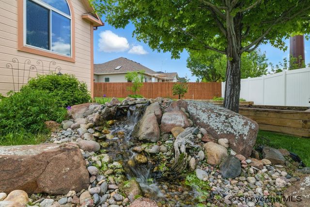 811 WEST DALE BLVD, Cheyenne, WY 82009