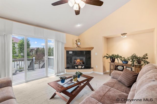 811 WEST DALE BLVD, Cheyenne, WY 82009