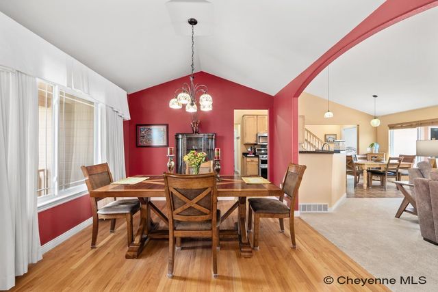 811 WEST DALE BLVD, Cheyenne, WY 82009