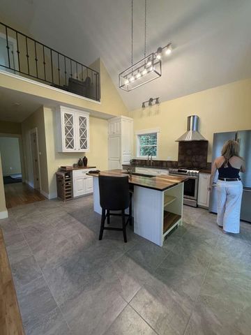 188 Wall Street, Springfield, VT 05156