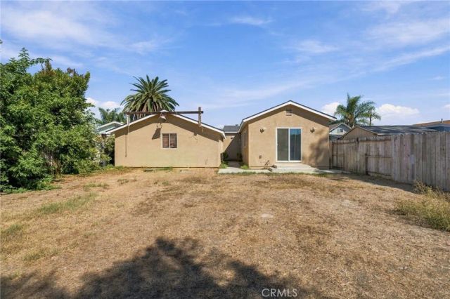 5510 Roosevelt Avenue, Santa Ana, CA 92703