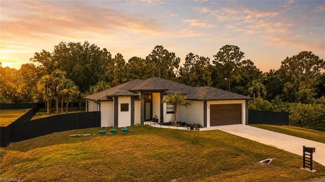 414 Highland AVE, Lehigh Acres, FL 33972