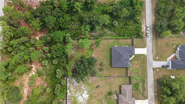 414 Highland AVE, Lehigh Acres, FL 33972