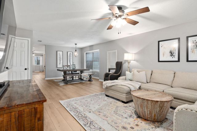 1741 Delaford Drive, Carrollton, TX 75007