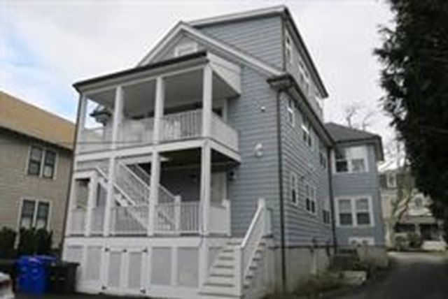 279 Walnut Street 2, Brookline, MA 02445