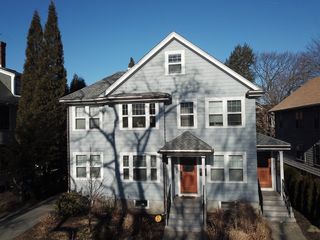 279 Walnut Street 2, Brookline, MA 02445