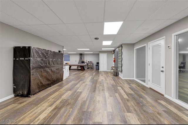 17827 Roseland Road, Cleveland, OH 44112