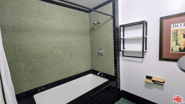 849 S Broadway 1208, Los Angeles, CA 90014