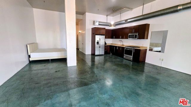 849 S Broadway 1208, Los Angeles, CA 90014