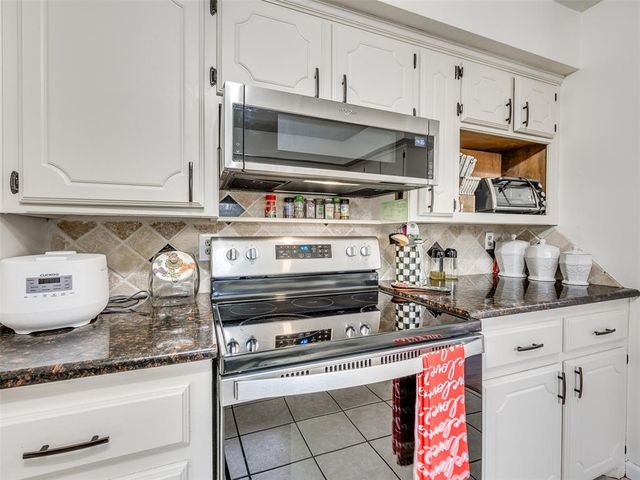 324 W Seward Road, Guthrie, OK 73044