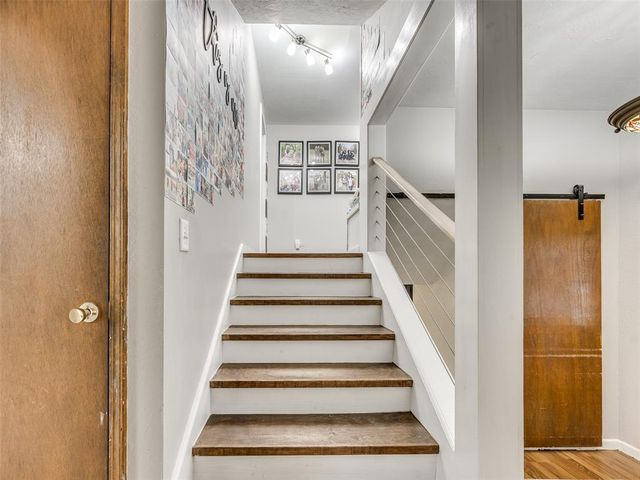 324 W Seward Road, Guthrie, OK 73044