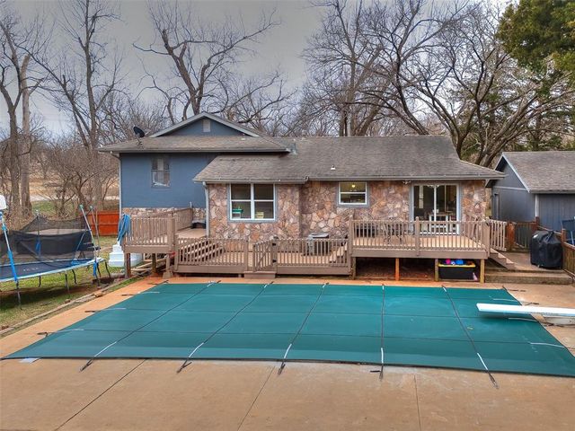 324 W Seward Road, Guthrie, OK 73044