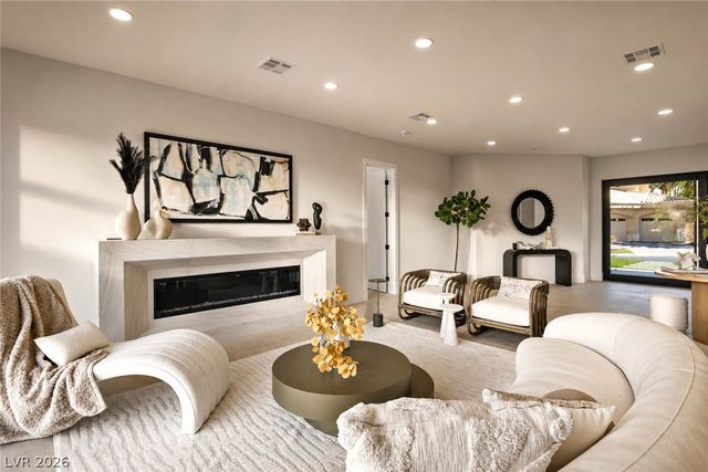 2221 Glenbrook Way, Las Vegas, NV 89117