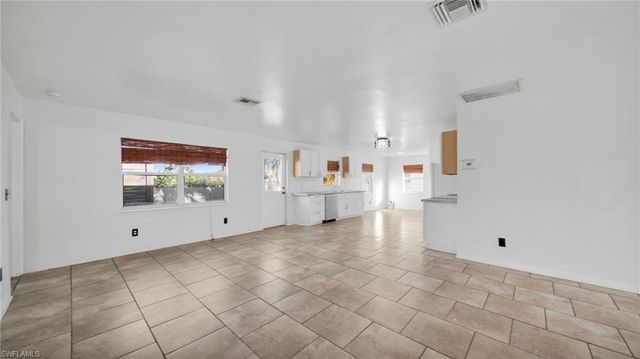 918 Acroft AVE, Lehigh Acres, FL 33971