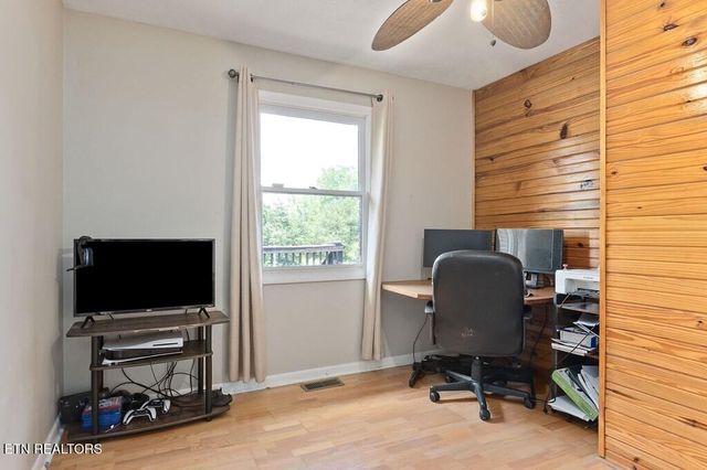 618 Cash Dollar Rd, Sparta, TN 38583