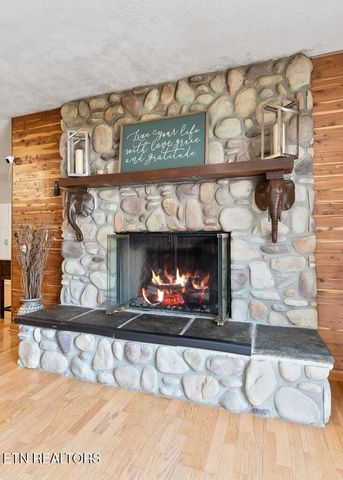 618 Cash Dollar Rd, Sparta, TN 38583