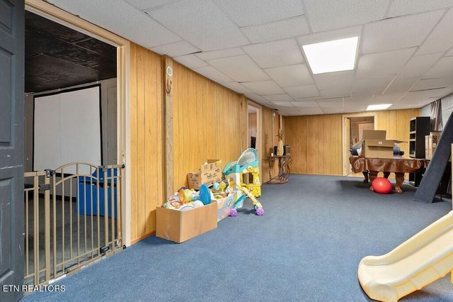 618 Cash Dollar Rd, Sparta, TN 38583