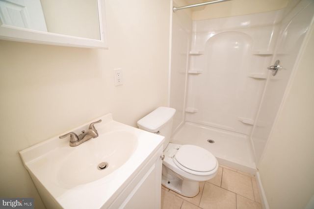 1915 N GRATZ ST, Philadelphia, PA 19121