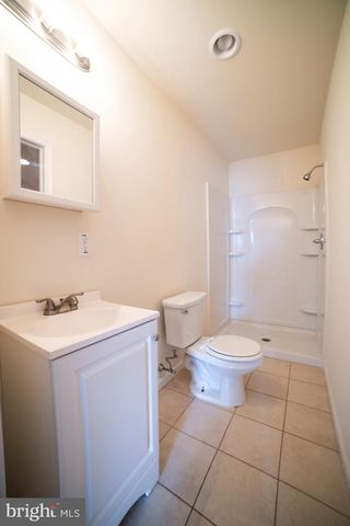 1915 N GRATZ ST, Philadelphia, PA 19121