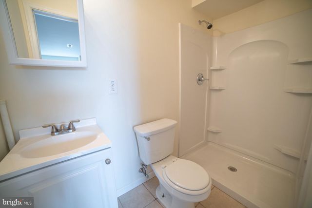 1915 N GRATZ ST, Philadelphia, PA 19121