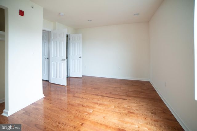 1915 N GRATZ ST, Philadelphia, PA 19121