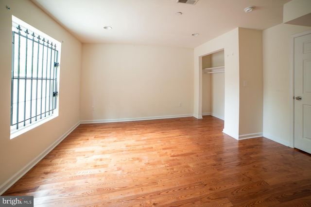 1915 N GRATZ ST, Philadelphia, PA 19121
