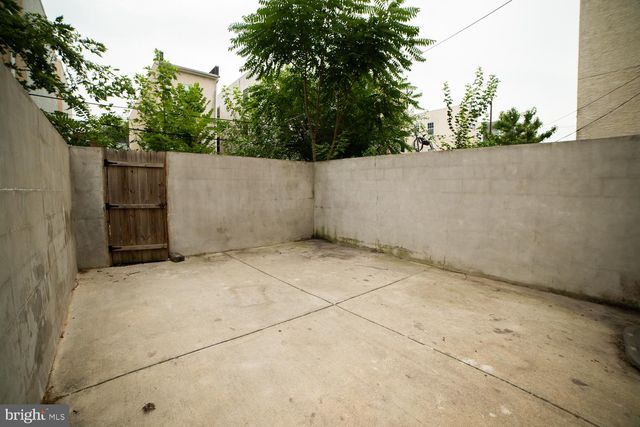 1915 N GRATZ ST, Philadelphia, PA 19121