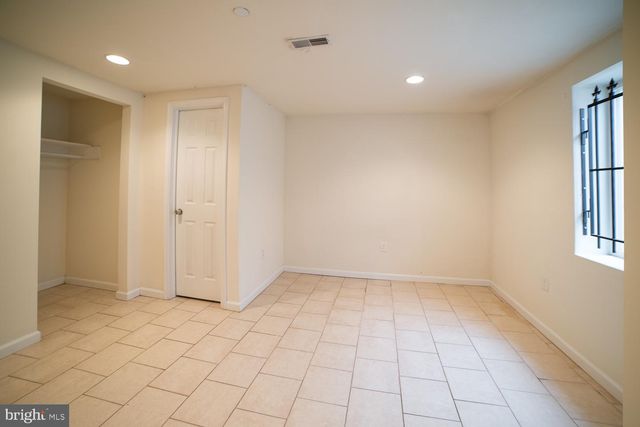 1915 N GRATZ ST, Philadelphia, PA 19121