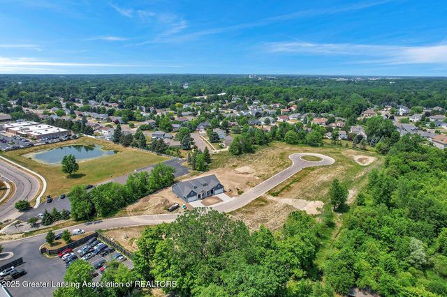 1145 Peninsula Drive, Grand Ledge, MI 48837