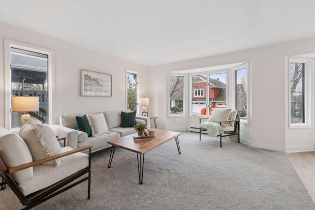 14407 Watersedge Trail NE, Prior Lake, MN 55372