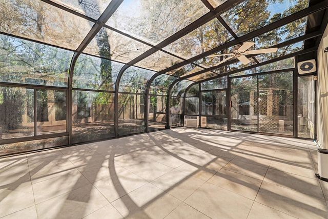 23 S Tallowberry Drive, The Woodlands, TX 77381