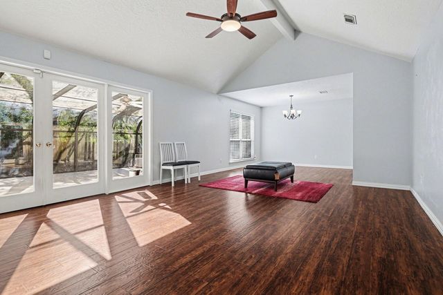 23 S Tallowberry Drive, The Woodlands, TX 77381