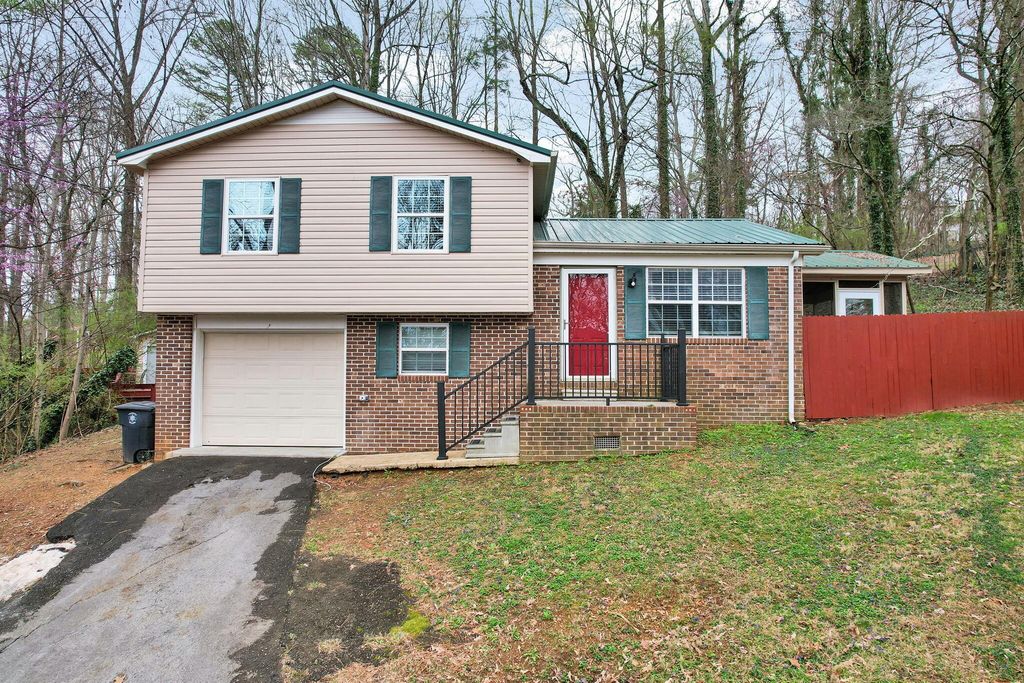 4011 Lynncrest Drive, NE, Cleveland, TN 37323