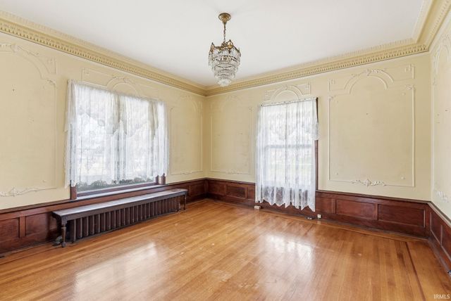 206 S Main Street, Ligonier, IN 46767