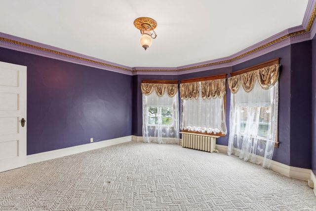 206 S Main Street, Ligonier, IN 46767